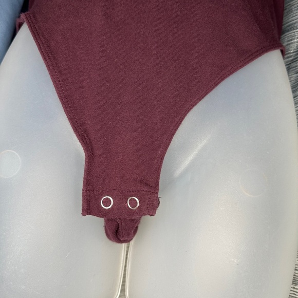 GAP - Maroon 3/4 Long Sleeve Body Suit   Women’s - Size Small (4-6) - Picture 7 of 9